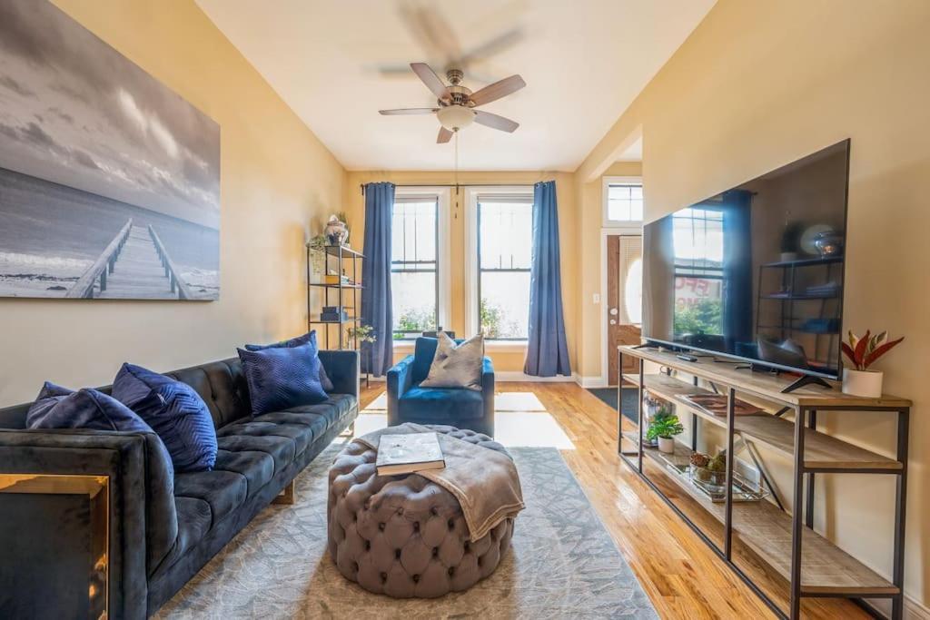 Lovely 2 Bed 3 Miles From Dt W Free Parking Chicago Esterno foto