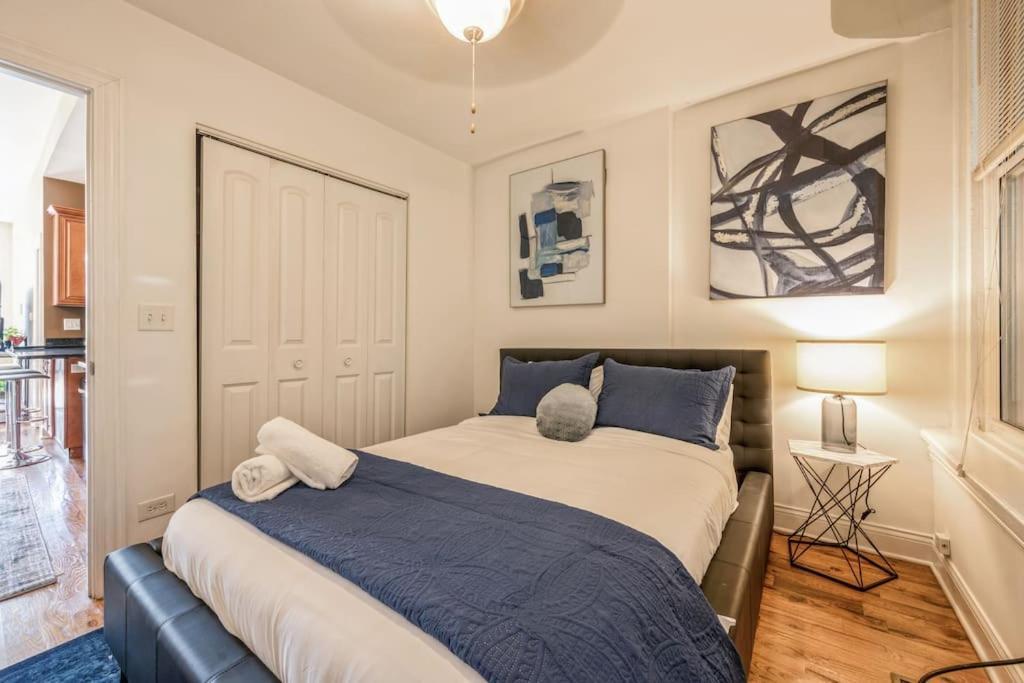 Lovely 2 Bed 3 Miles From Dt W Free Parking Chicago Esterno foto